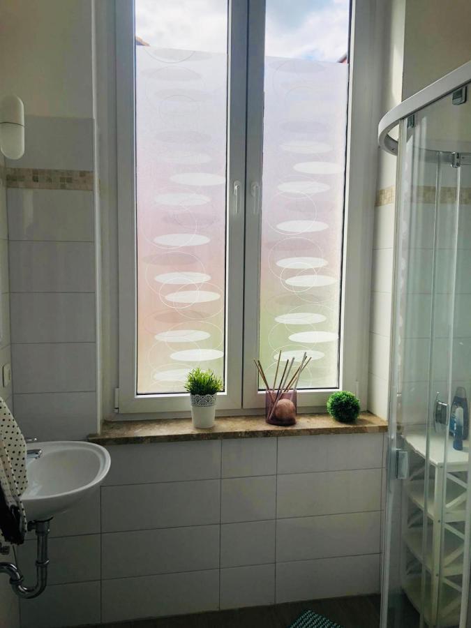 Villa Hanseart Luebeck - Privatzimmer In Zentraler Lage Exterior photo